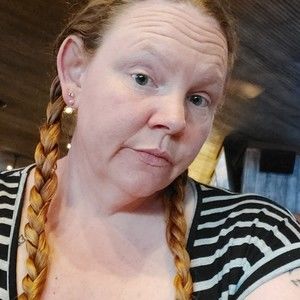 Meet your Posher, Casie